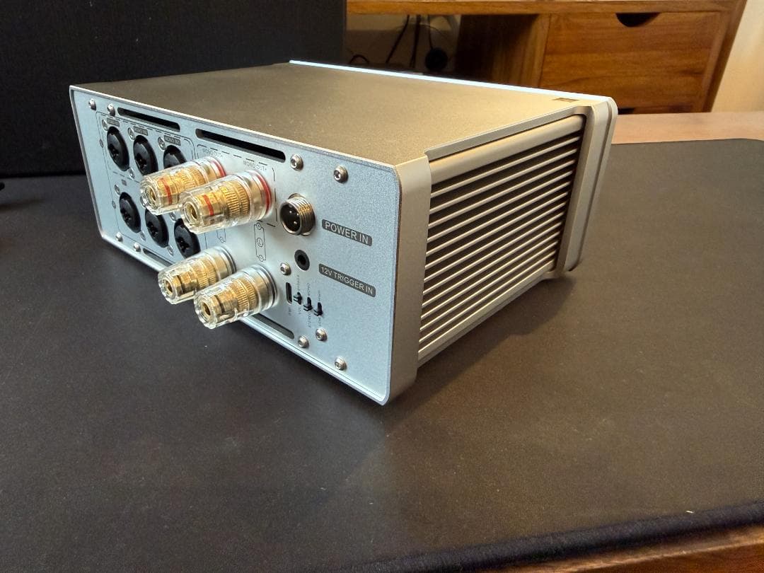 Topping LA90 プリメインアンプ パワーアンプ シルバー 極美品