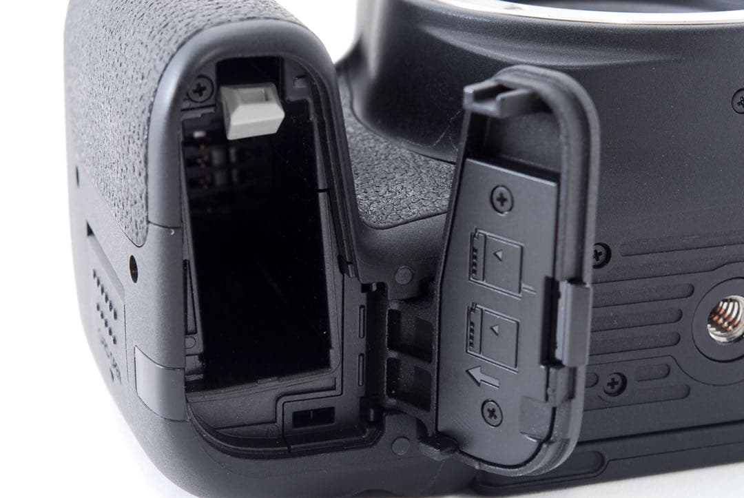 キャノンCanon EOS 9000D 標準&望遠&単焦点トリプルレンズセット