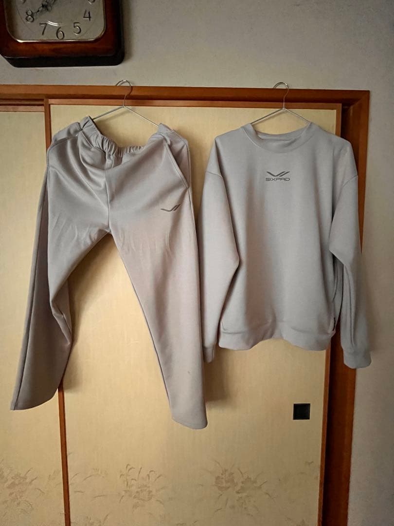 sixpad リカバリーウェア 上下セット Sサイズ