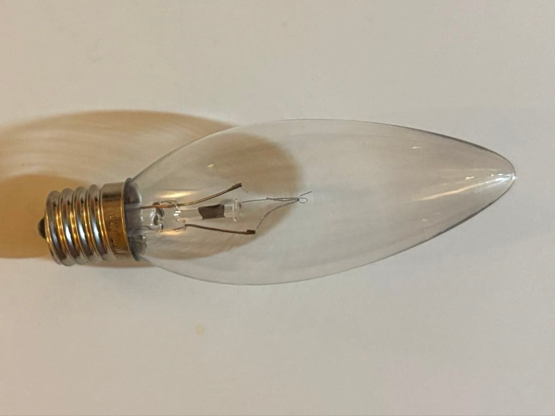 ゴージャス　シャンデリア　5灯　替え電球1個付き