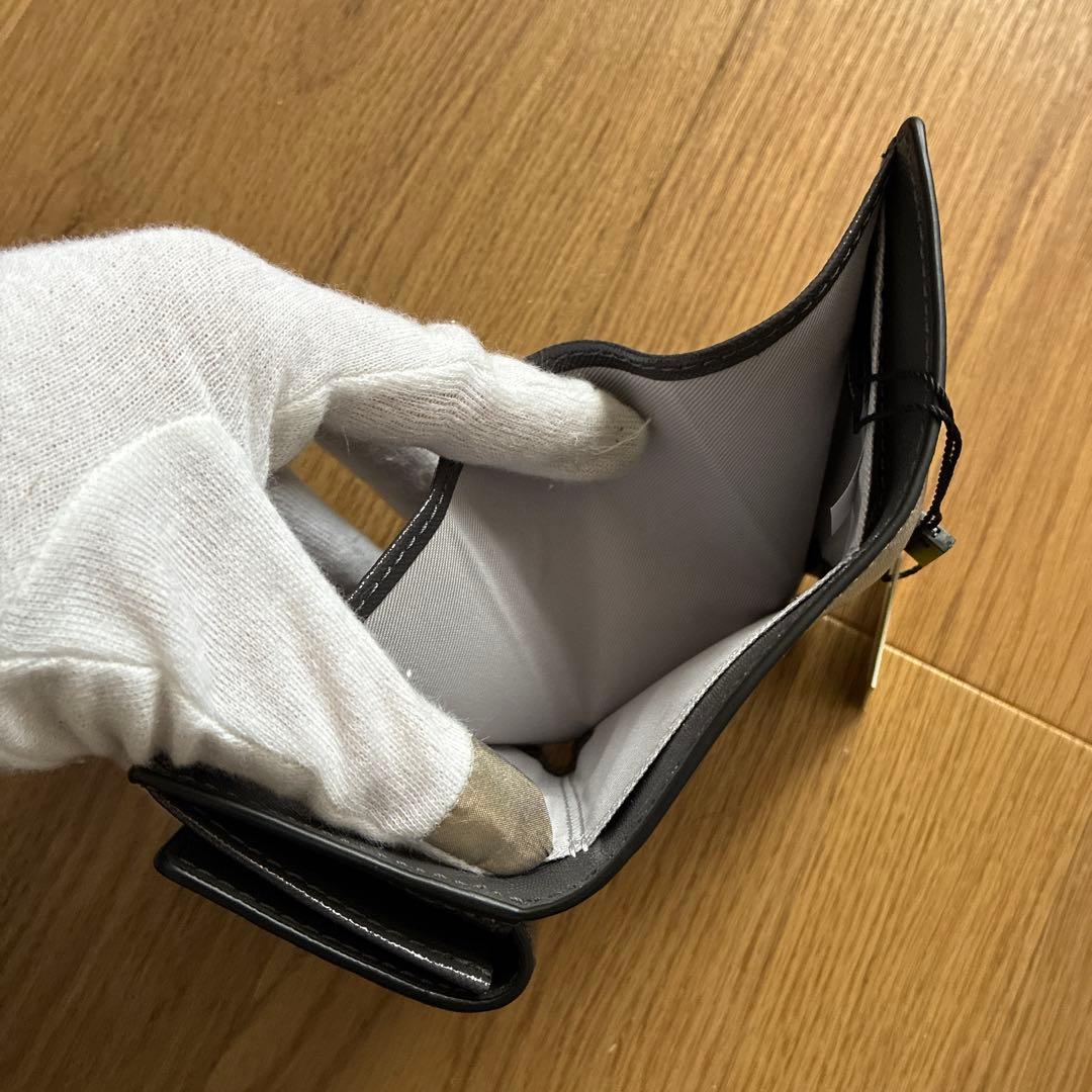 【未使用品】マークジェイコブス スナップショット 三つ折り財布 グレー