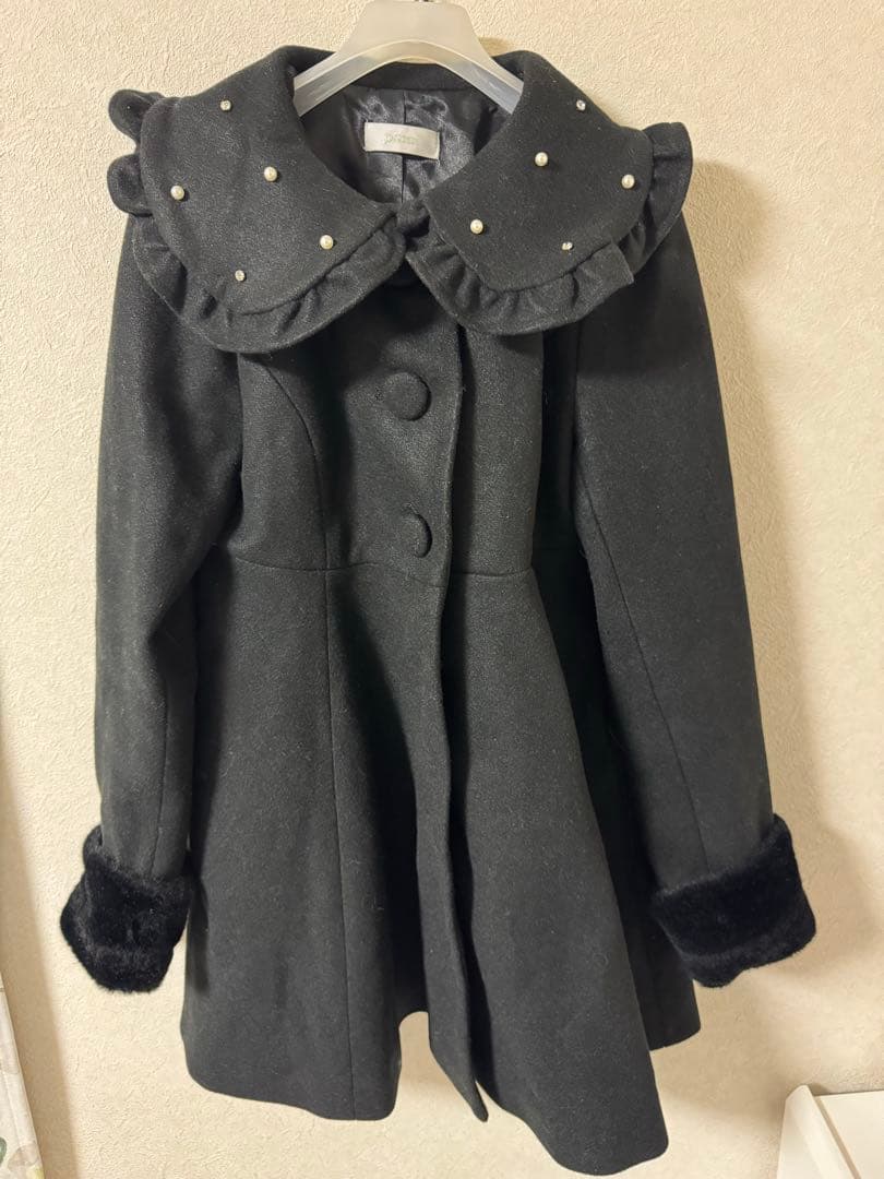 pium ビジューカラードーリーフレアコート