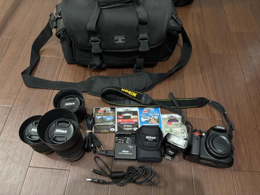 Nikon ニコン　D5000　レンズ3本　おまけ多数