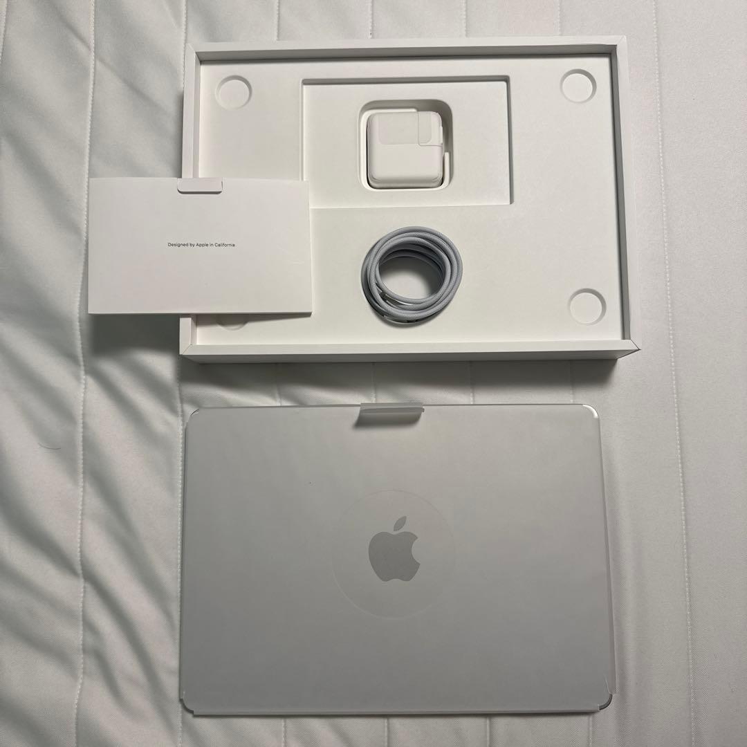 13インチMacBook Air M2 16GBメモリ 512GB SSD