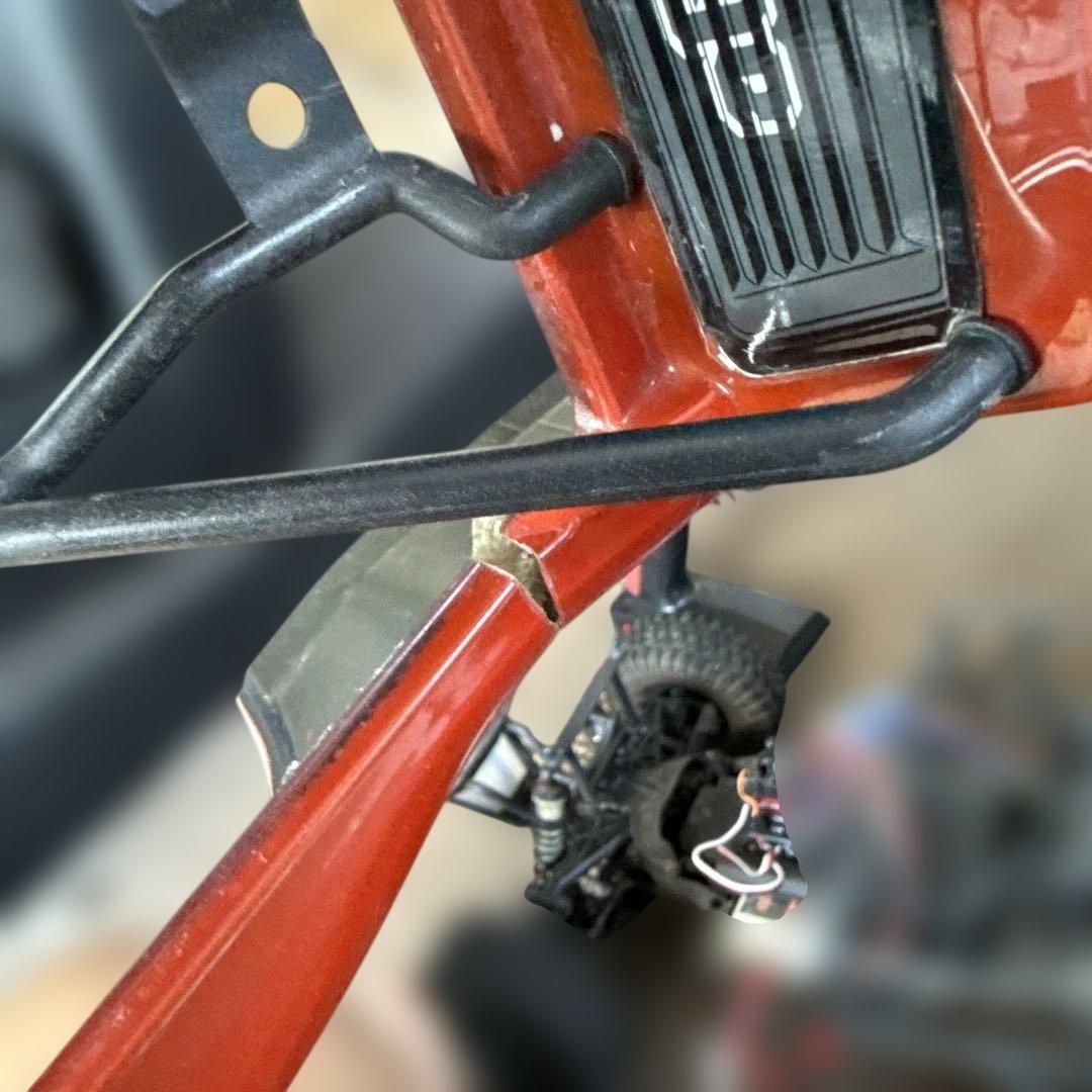 r*o様 KYOSHO Outlaw Rampage 赤 RCカー