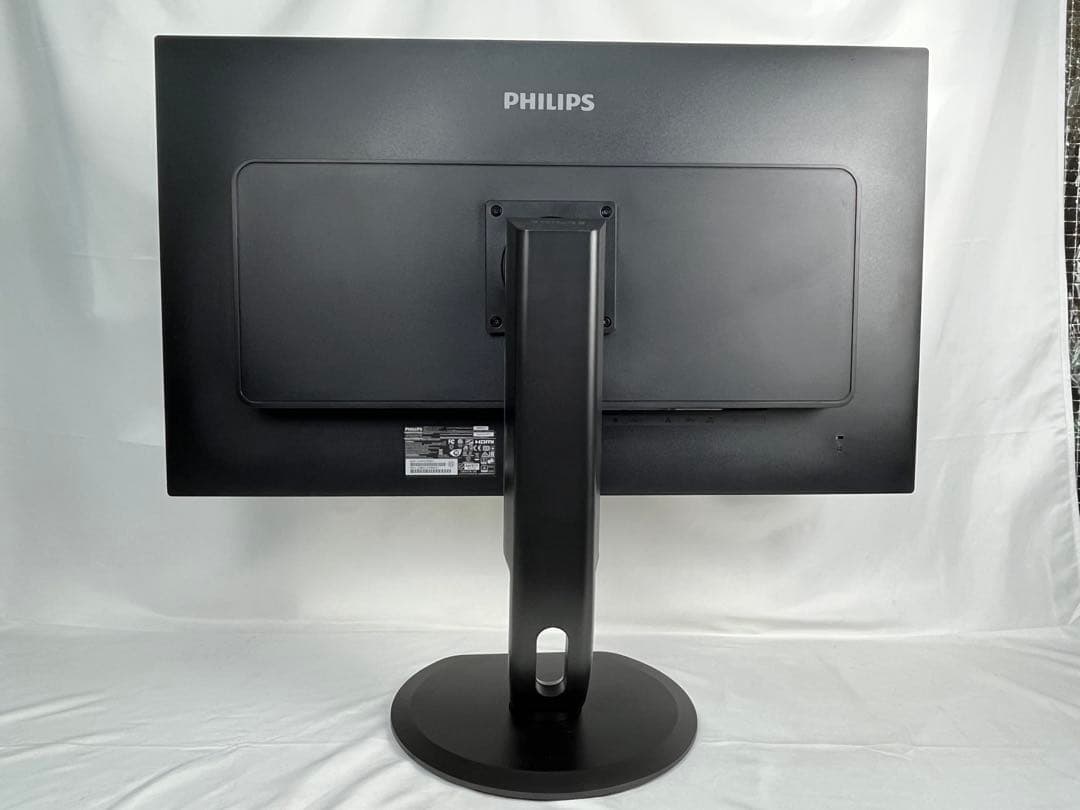 Philips 328P6VU 32型モニター内蔵スピーカー4K USB-Cハブ