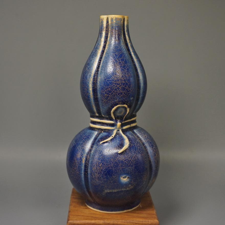 宋代柴窯藍釉葫蘆瓶　陶器　花瓶　飾り壺
