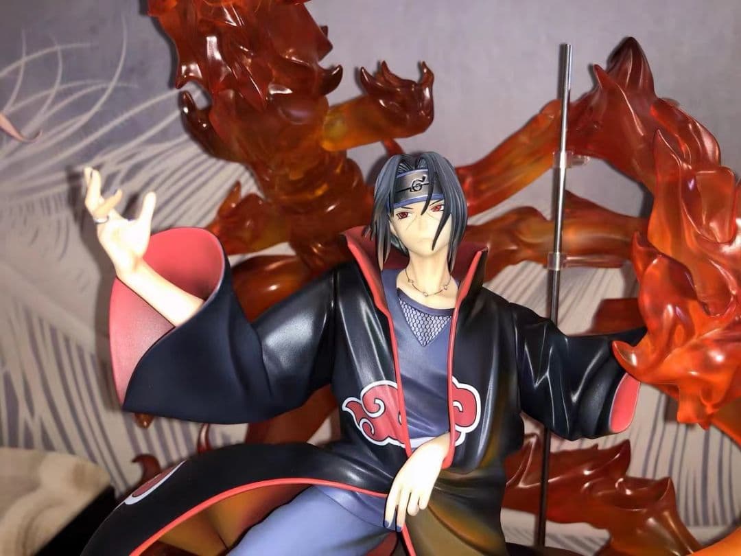 NARUTO  ナルト うちは イタチ フィギュア 海外限定