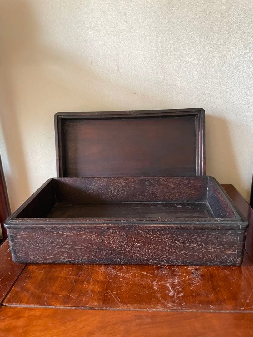 中国紫檀の宝石小箱 貴重品入れ龍宝石嵌め古董重品重1.2kg