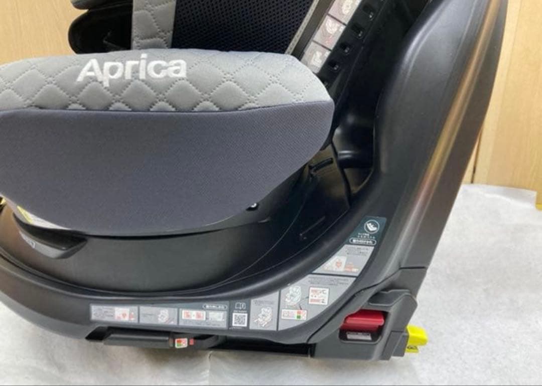 isofixフラディアグロウ アップリカ