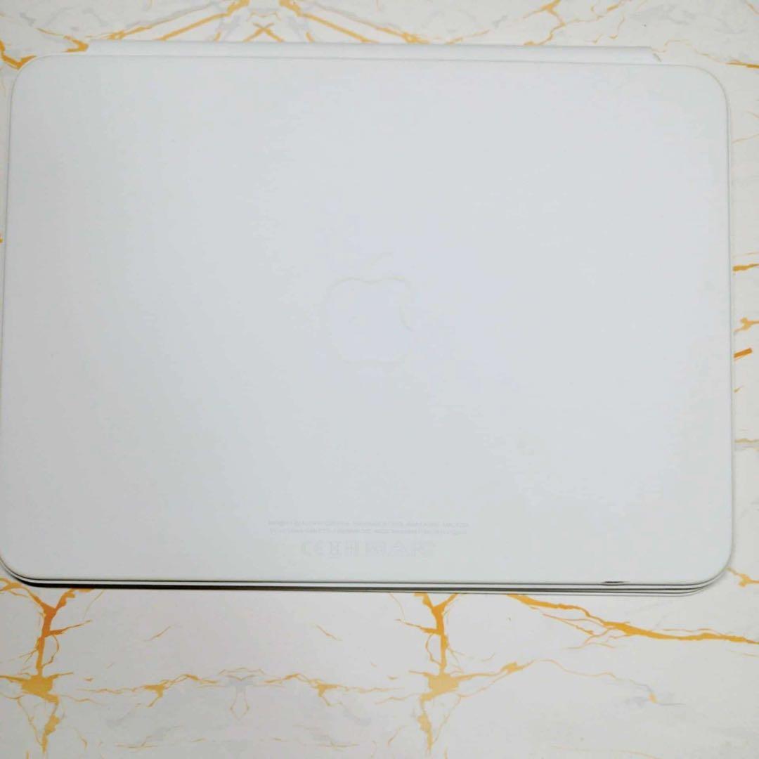 Magic Keyboard Folio iPad 第10世代