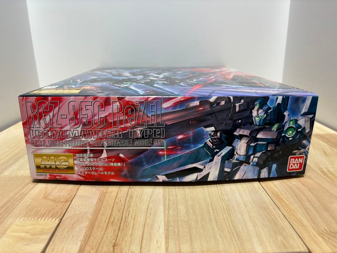 MG リゼル（隊長機）