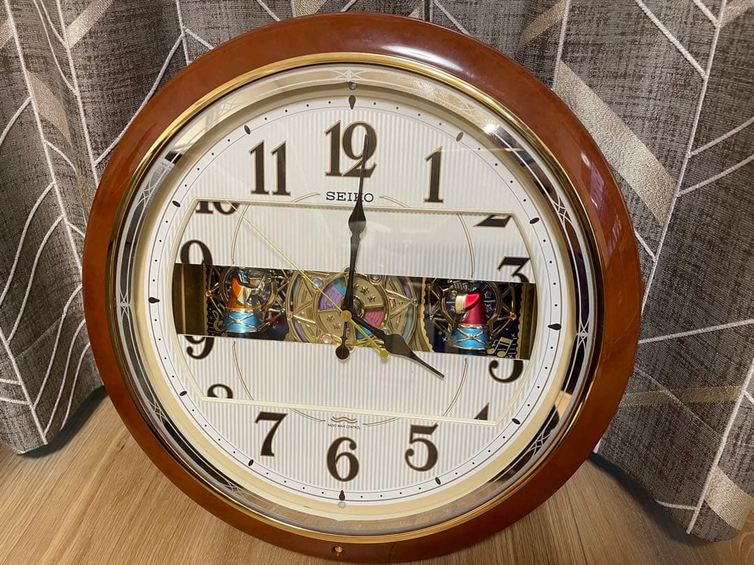 セイコー　SEIKO からくり時計　電波時計 RE559B