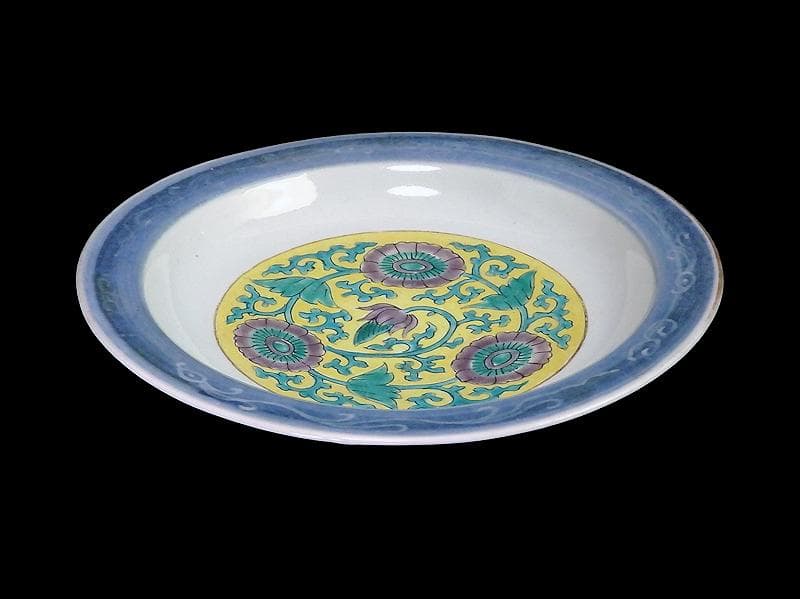 古伊万里　墨弾に雲龍　色絵　花に唐草の図　６寸皿　B130AS-DBc