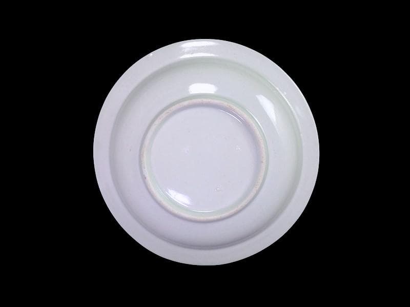 古伊万里　墨弾に雲龍　色絵　花に唐草の図　６寸皿　B130AS-DBc