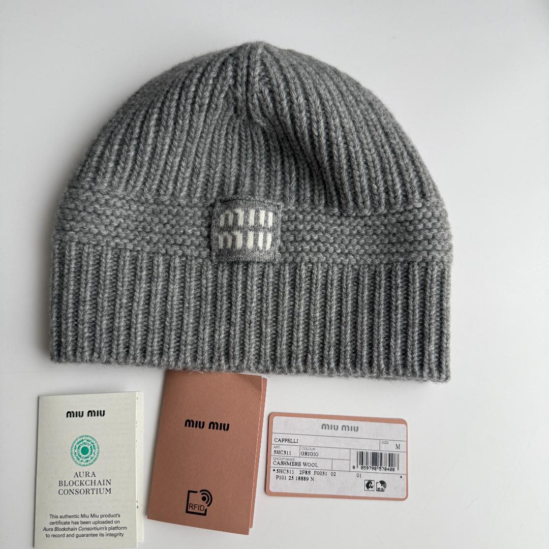 新品 正規品 miumiu ニット ビーニー ニット帽 帽子 ニットキャップ