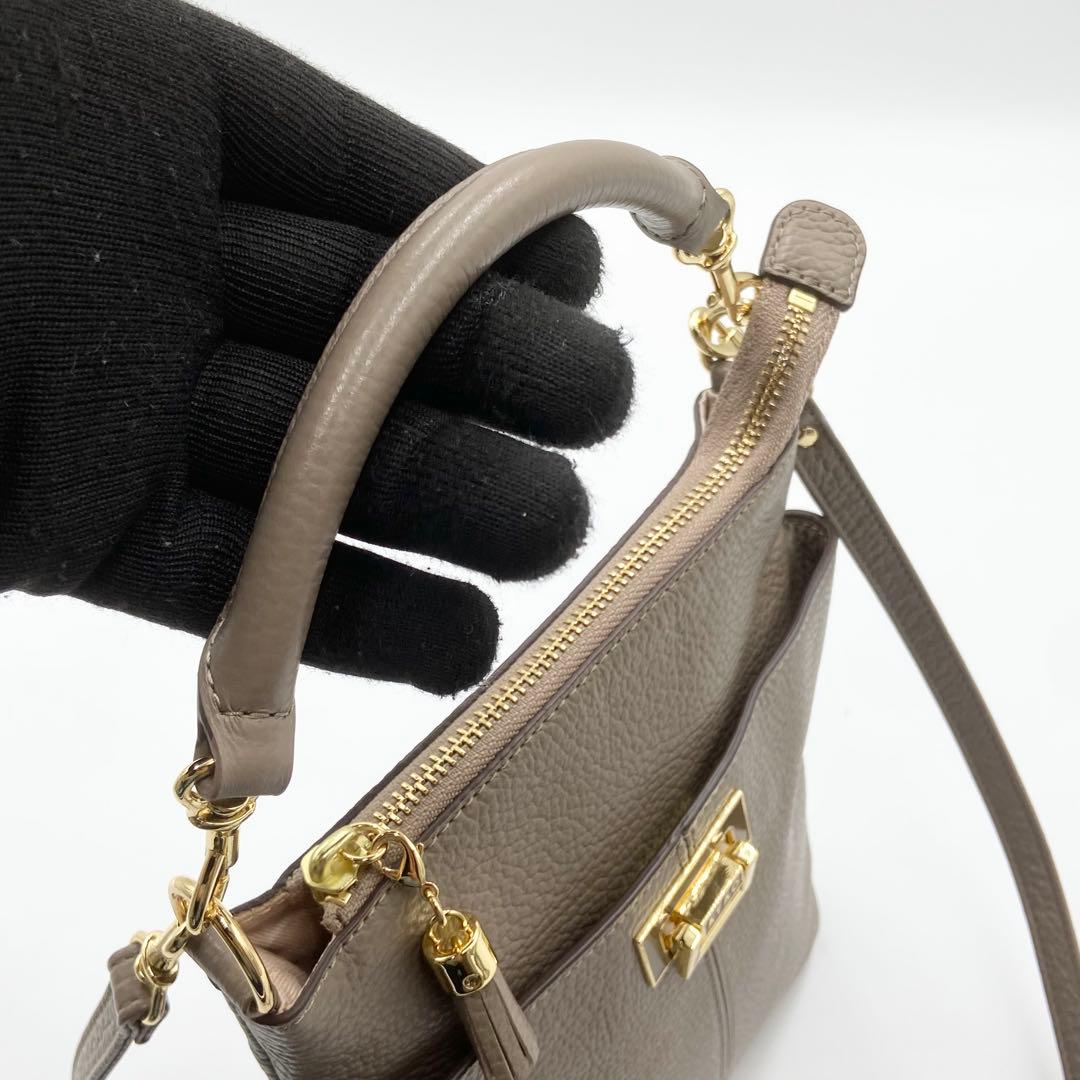 未使用級　ATAO アタオ　ホリデー　ショルダーバッグ　2way レザー　トープ