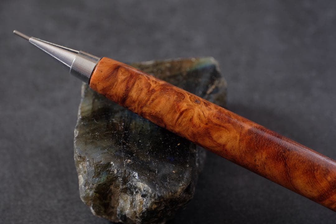 PG5木軸カスタム0222　高村杢工房 製図用シャープペンシル　花梨瘤紅白