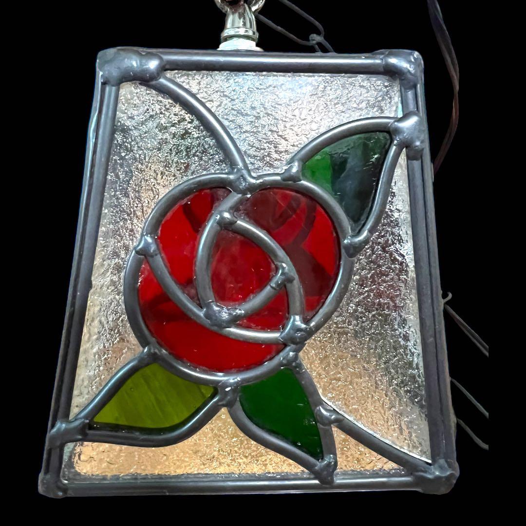 鸛《美品》アンティーク雑貨 昭和レトロ ステンドグラス 薔薇 ペンダントライト