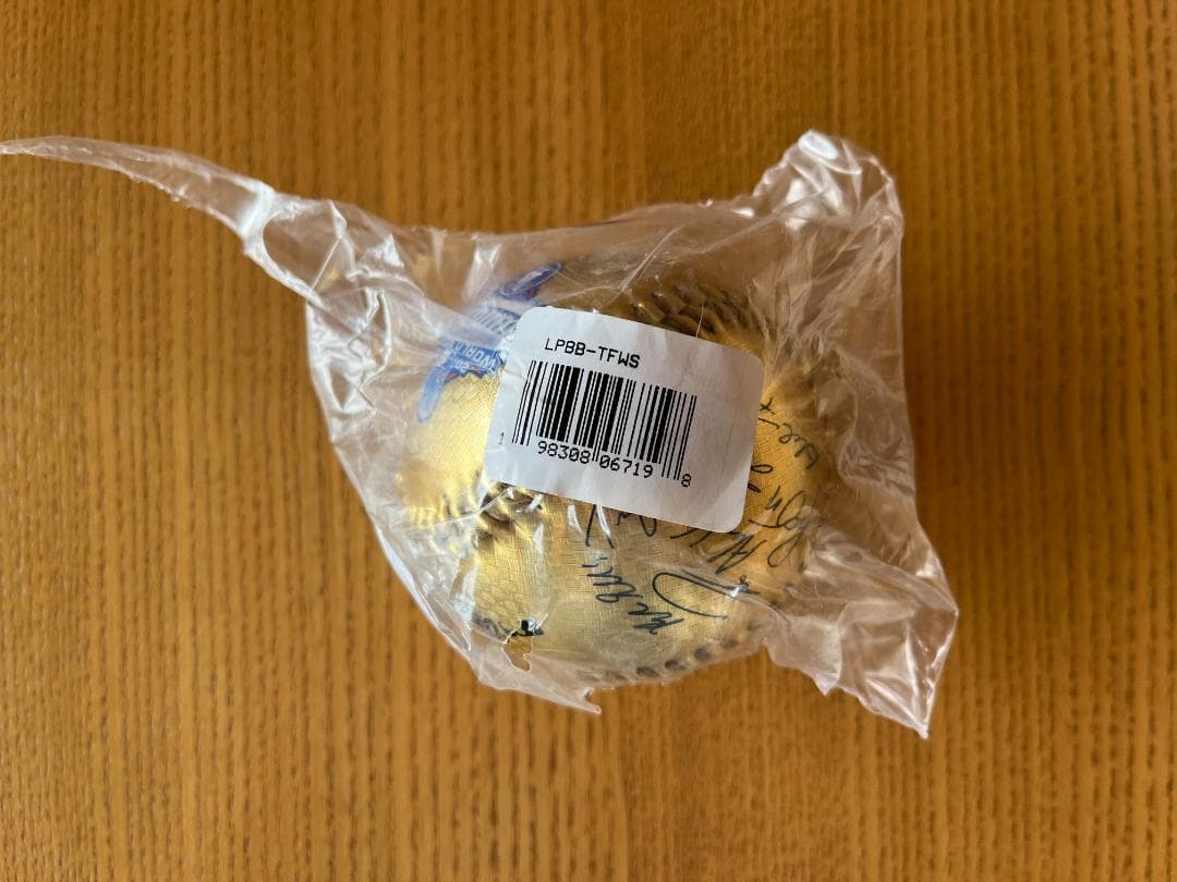 ドジャース 2025 優勝 ゴールドボール レプリカサイン 新品