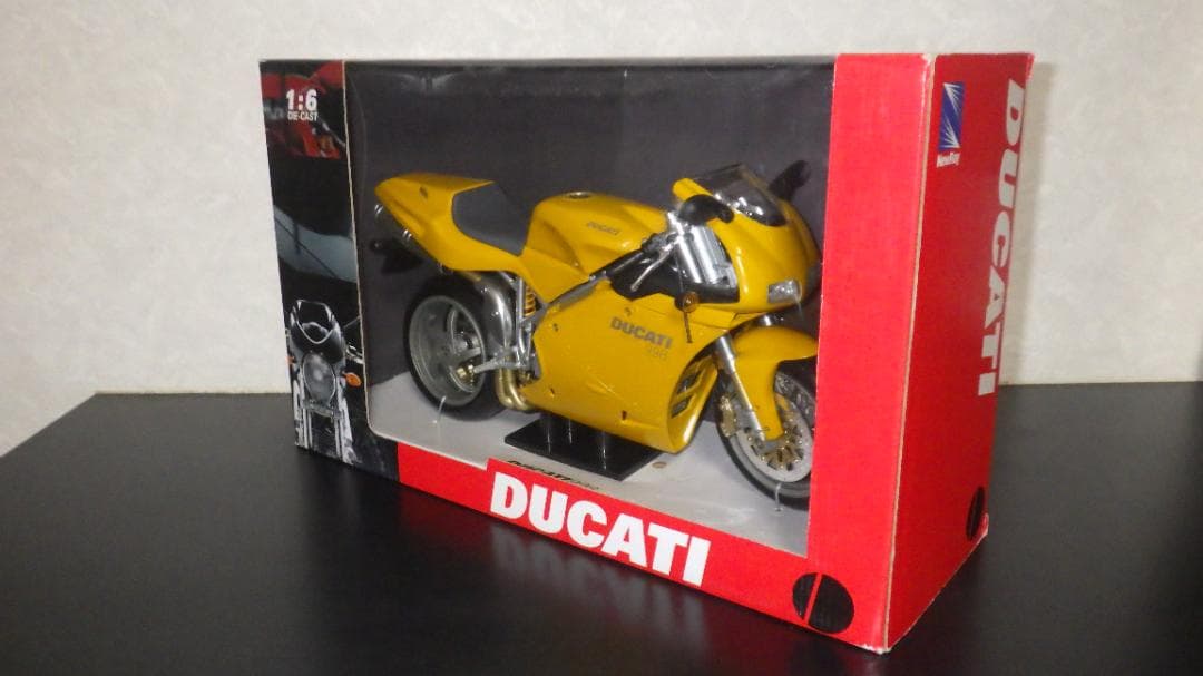 オートバイ・バイク NewRay 1/6 DUCATI 998