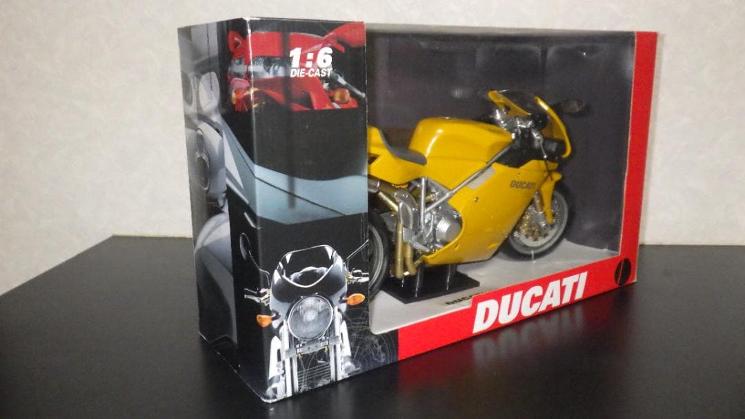 オートバイ・バイク NewRay 1/6 DUCATI 998