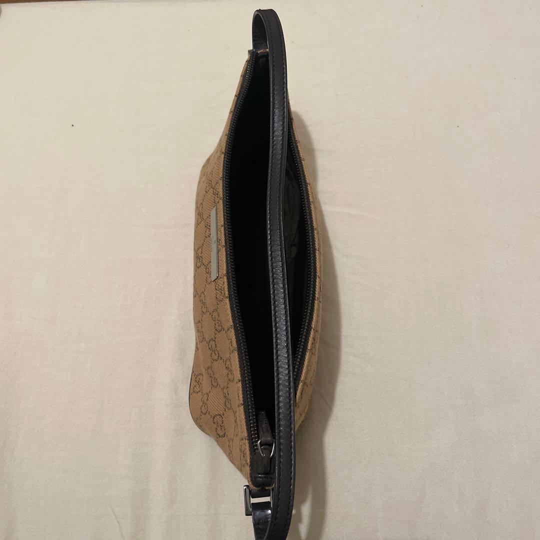 グッチ　ハンドバッグ