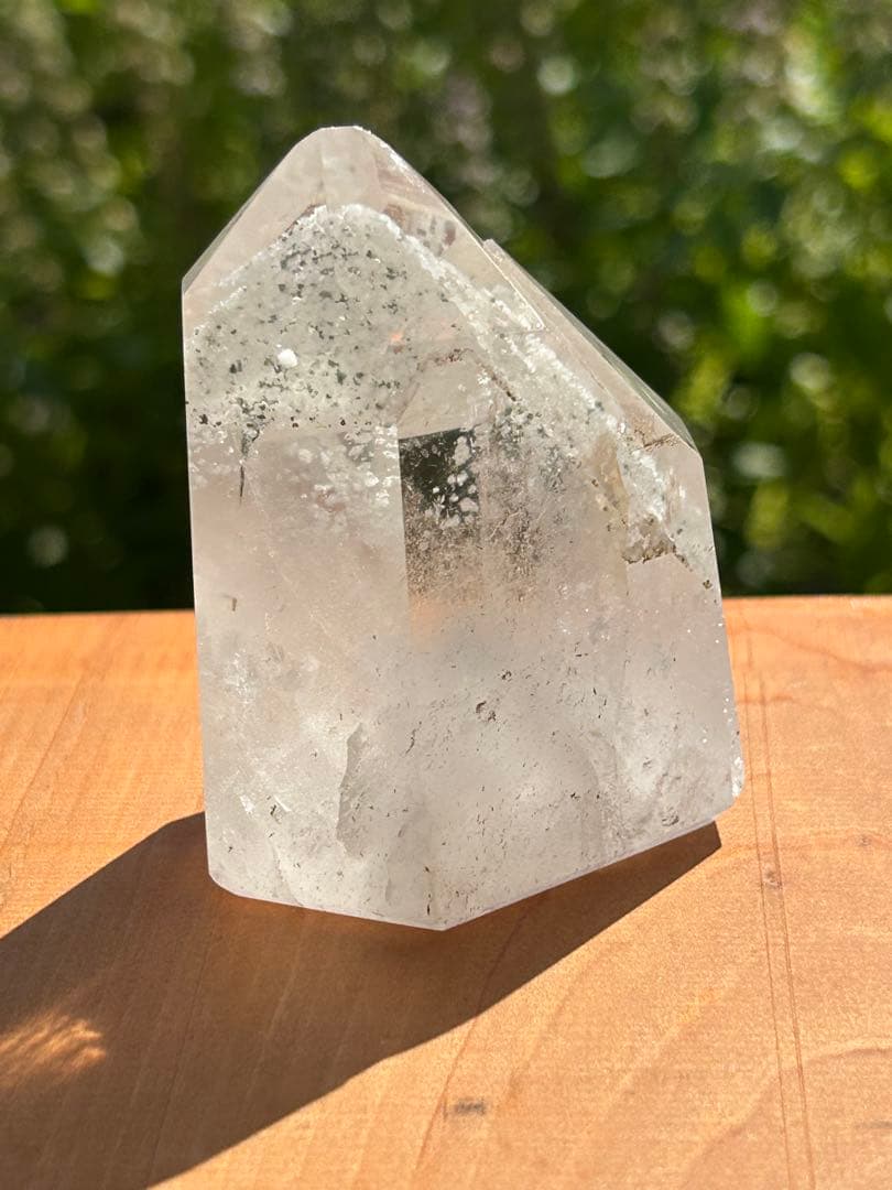 ホワイトファントムクォーツとても珍しい存在感のある石　希少価値‼️大特価SALE