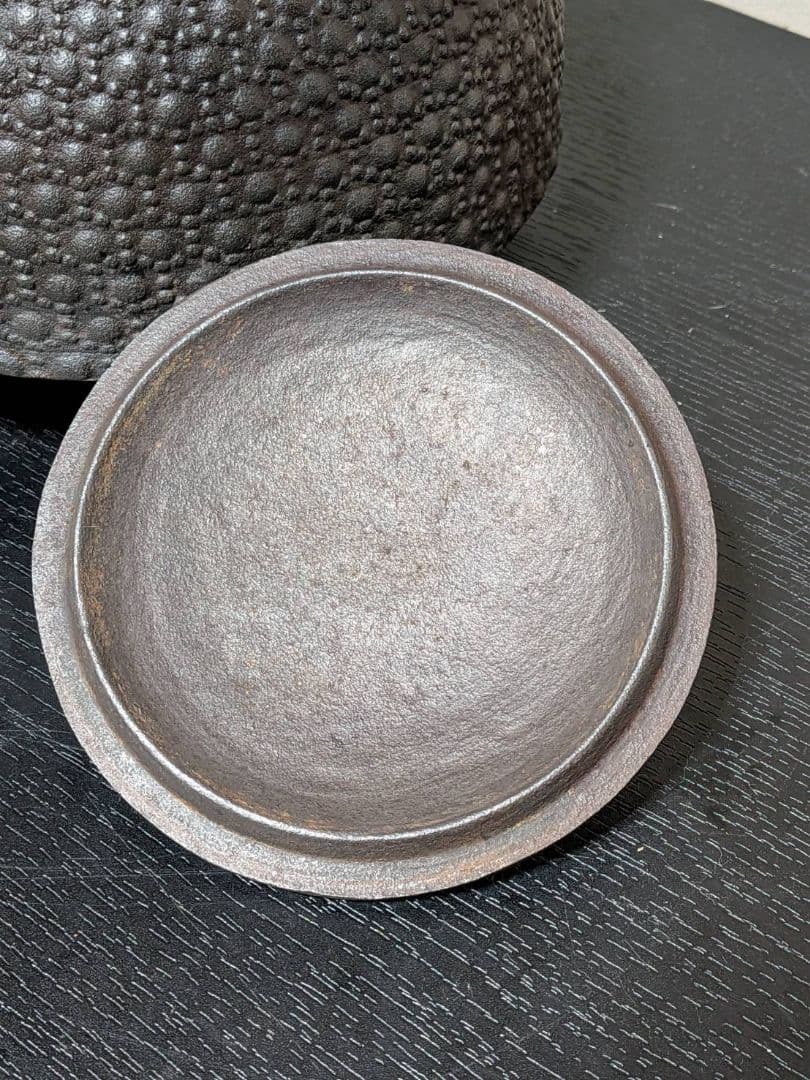 長文堂造 大振鉄瓶 霰紋 約1.8L 鉄蓋 メンテナンス済　鉄器