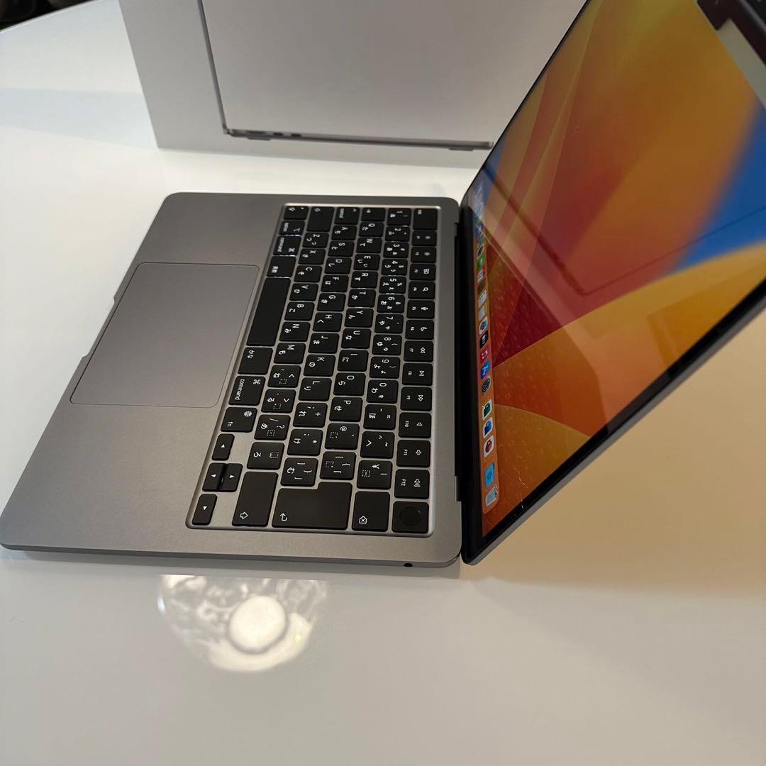 【美品】MacBook Air M2/13型/8GB/256GB/Office