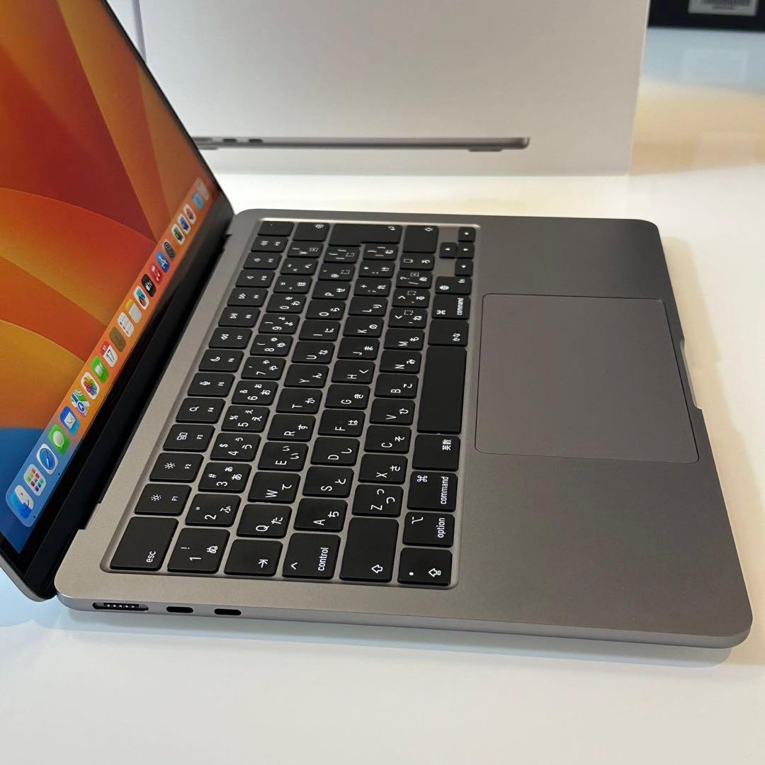 【美品】MacBook Air M2/13型/8GB/256GB/Office