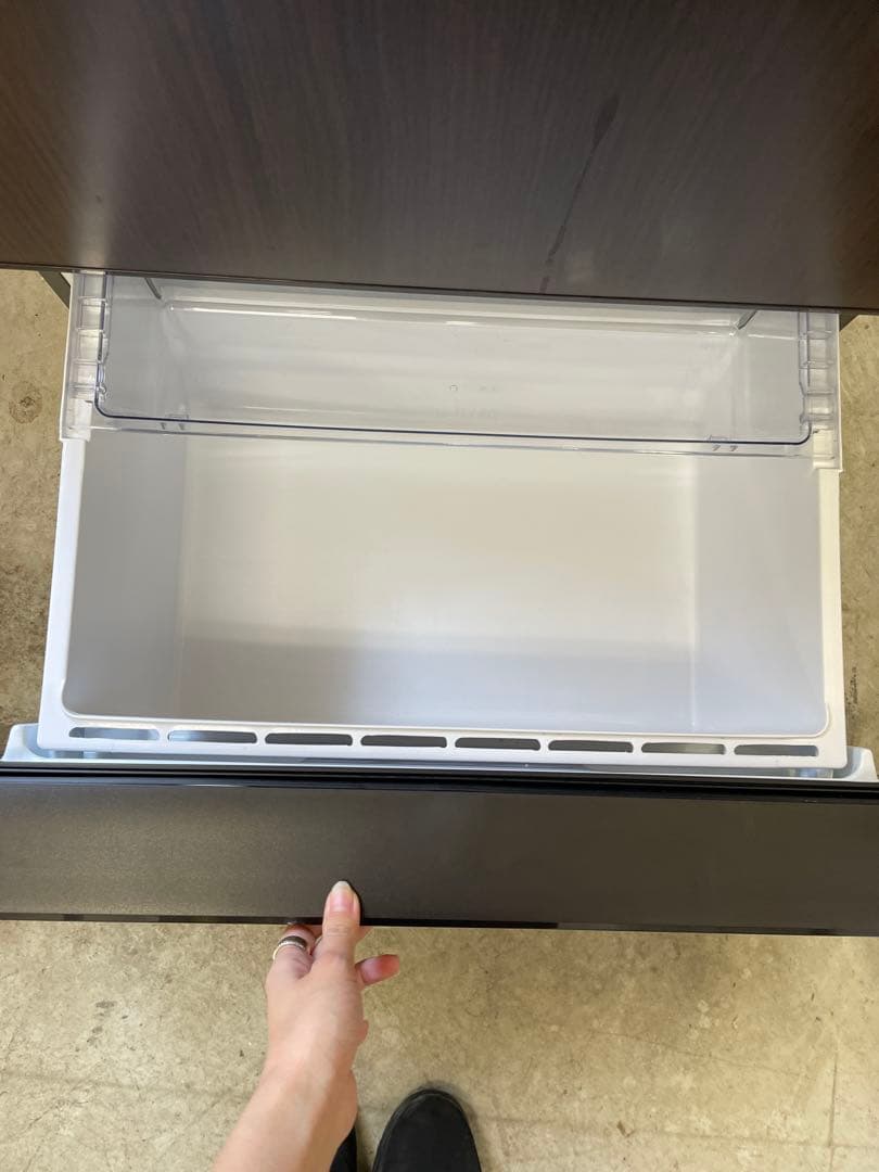 ✨東京・神奈川送料無料✨AQUA 冷蔵庫 AQR-SV24J(T)