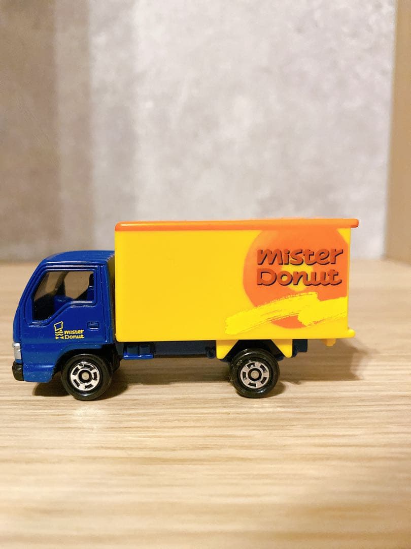 【廃盤品】トミカタウン　吉野家　ミスタードーナツ