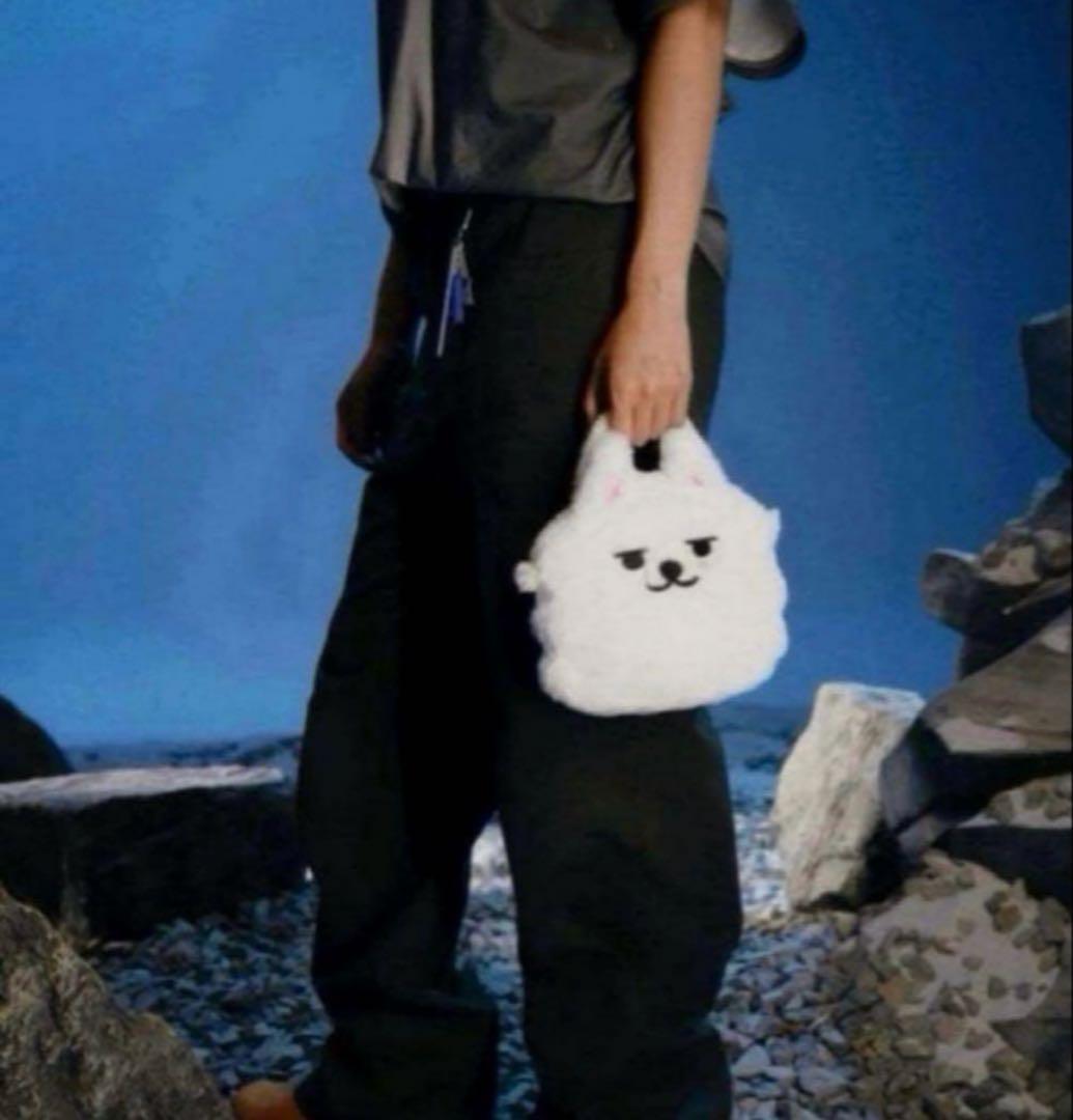 TXT PPLUBATU スビン クロスバッグ ヨンモン プルバトゥ