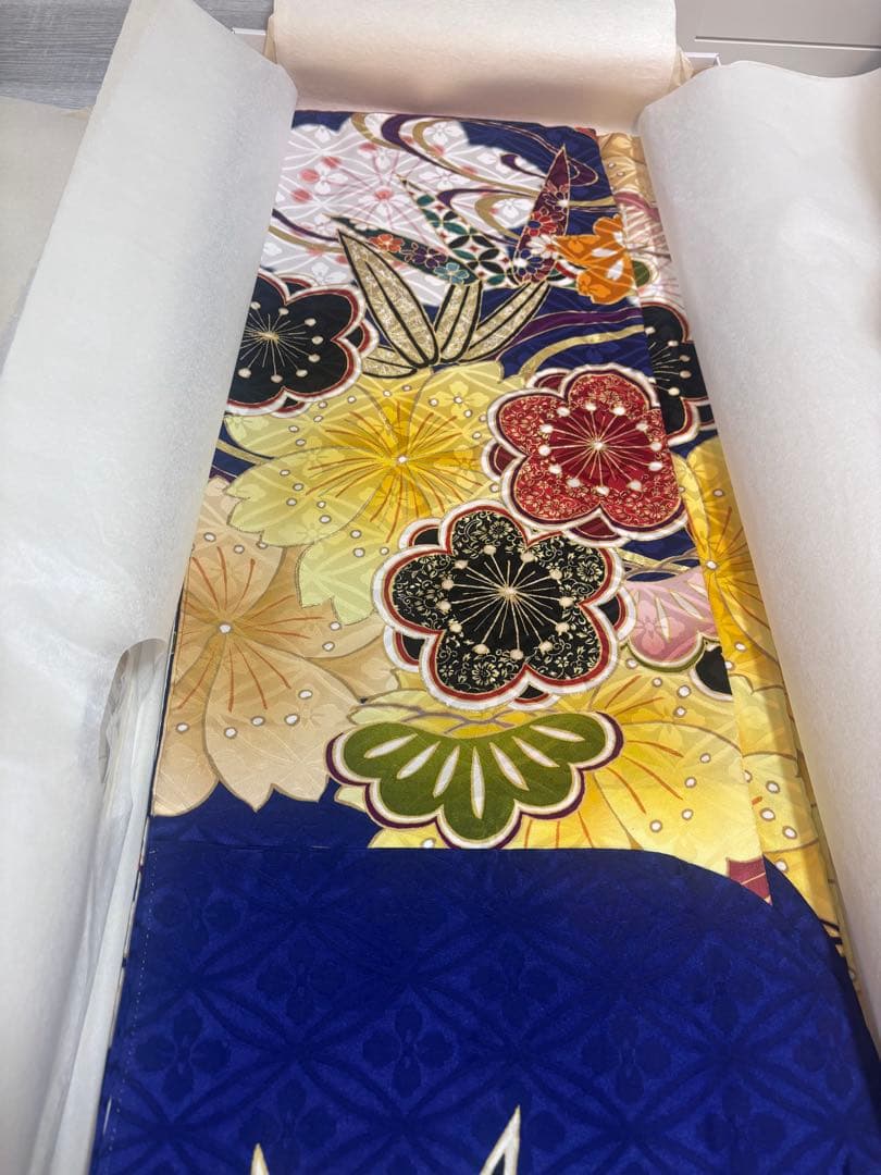 華やかな花柄振袖