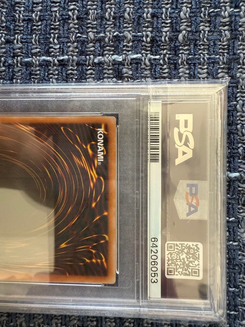 遊戯王　psa10　ブラック・マジシャン　レリーフ