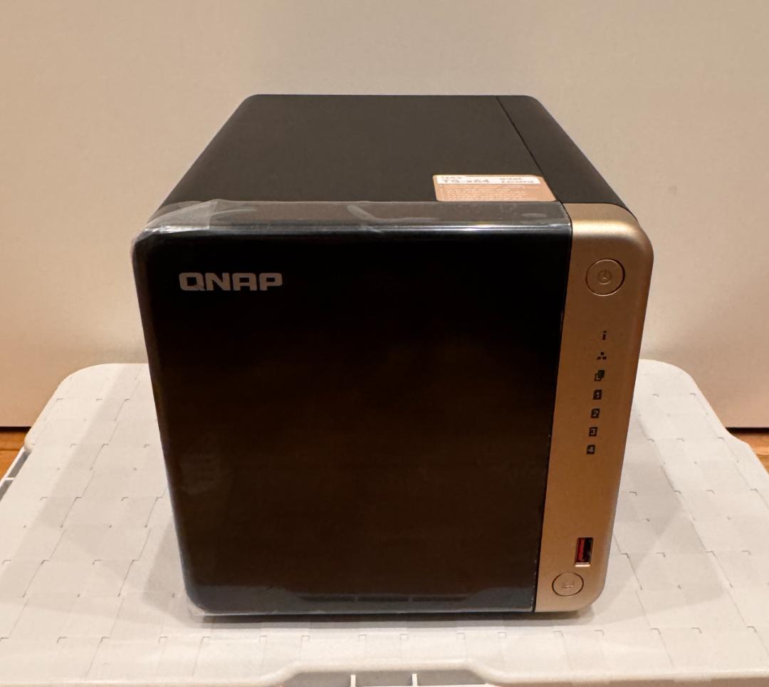 QNAP TS-464 4ベイNAS 16GB HDMI 2.5GbE