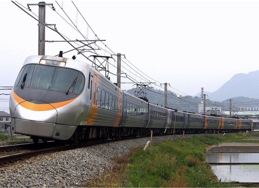 JR四国8000系　しおかぜ5両セット