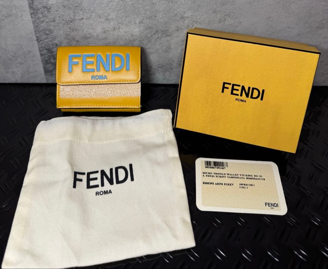 FENDI イエロー 三つ折り財布