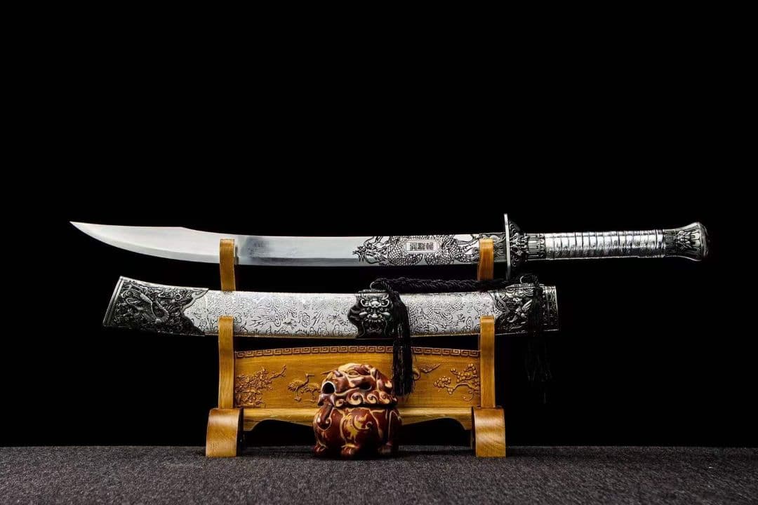 巽龍斬龍虎刀 武具　刀装具　日本刀　模造刀 居合刀