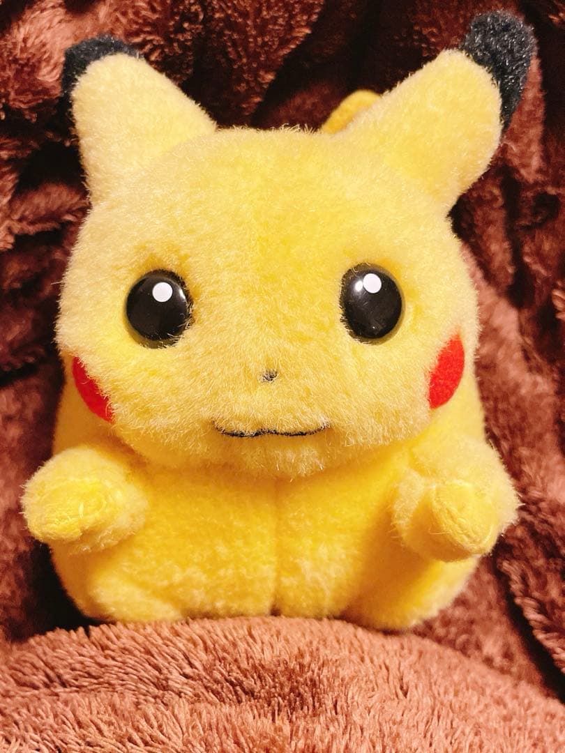 ピカチュウ TOMY 初期　ぬいぐるみ