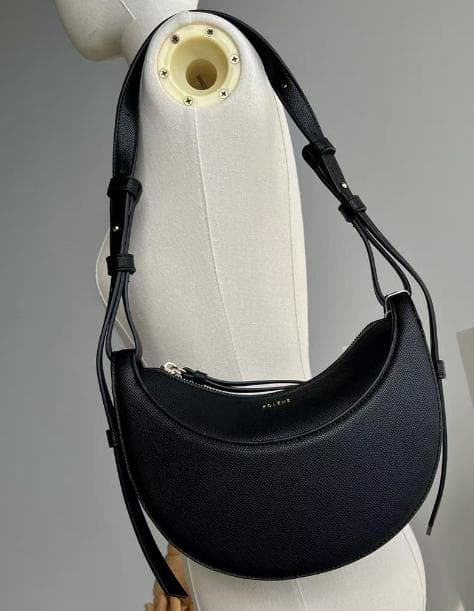 ポレーヌ　Numéro Dix ブラック　ショルダーバッグ