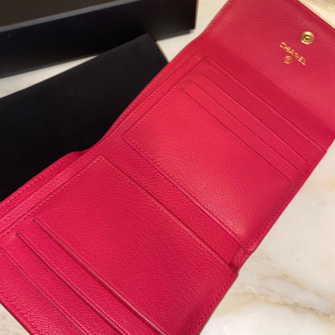 【週末限定値下げ】CHANEL シャネル 二つ折り財布 ピンク