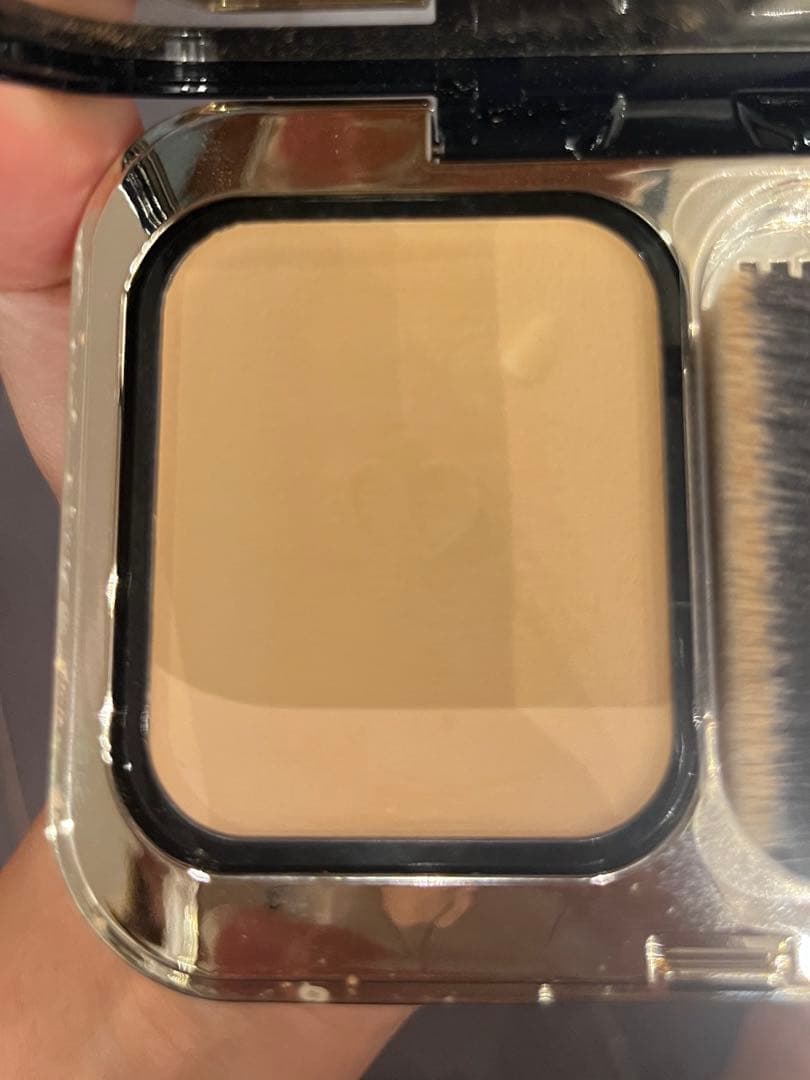 クレドポーボーテタンプードルエクラ II オークル10 ケースブラシ付き