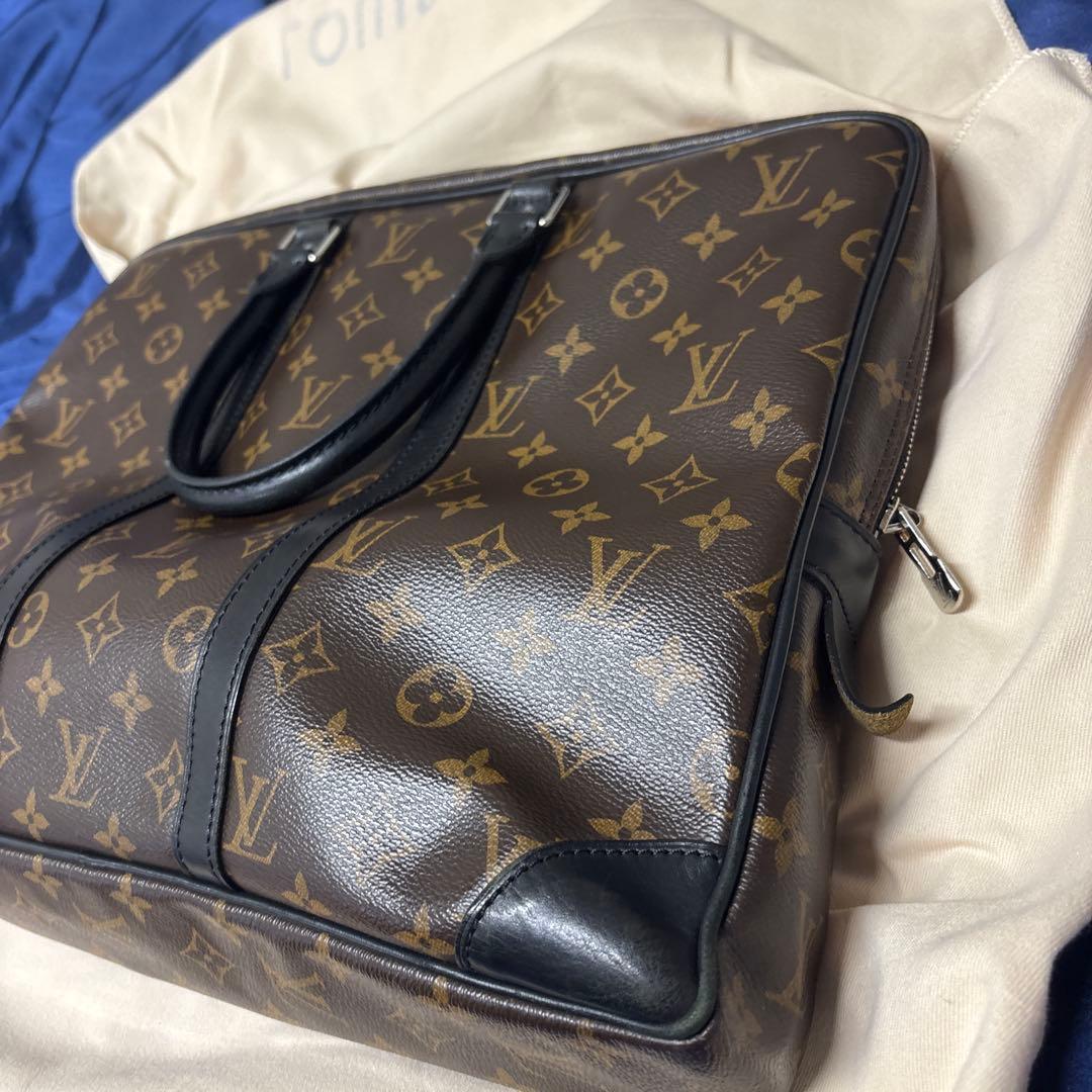 ルイヴィトン／モノグラム ポルト ドキュマン・ヴ　オワヤージュ