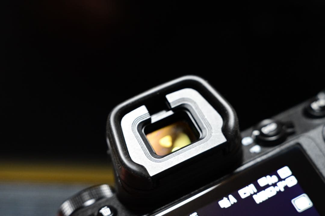 【良品】Nikon Z6 ボディ フルサイズミラーレスカメラ【即納】19067枚