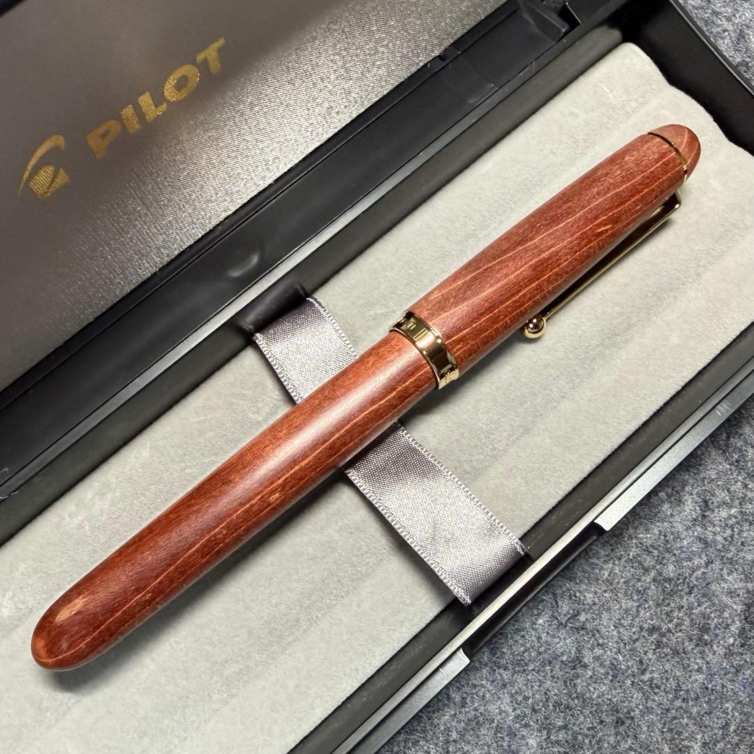 パイロット万年筆 カスタム 楓(かえで)　CUSTOM MAPLE 〈M〉 中字