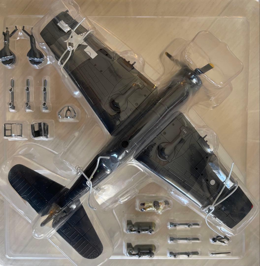 絶版新品　ホビーマスター 1/72 F6F-5 空母エセックス Minssi Ⅲ