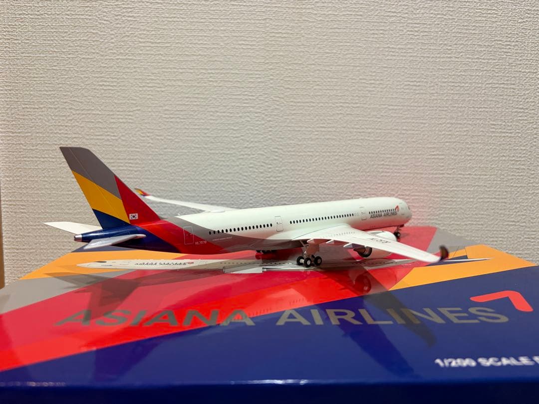 1/200 jcwings A350-900 アシアナ航空　ダイキャスト