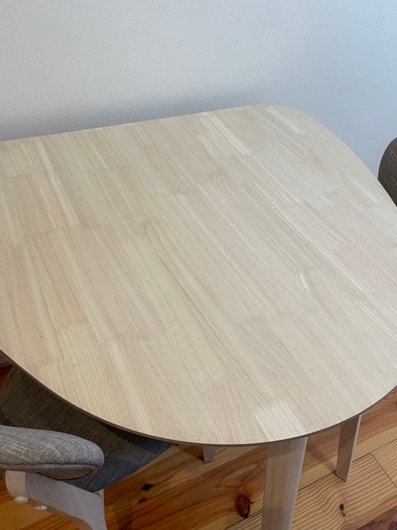 LOWYAダイニングセット１／３　①テーブル